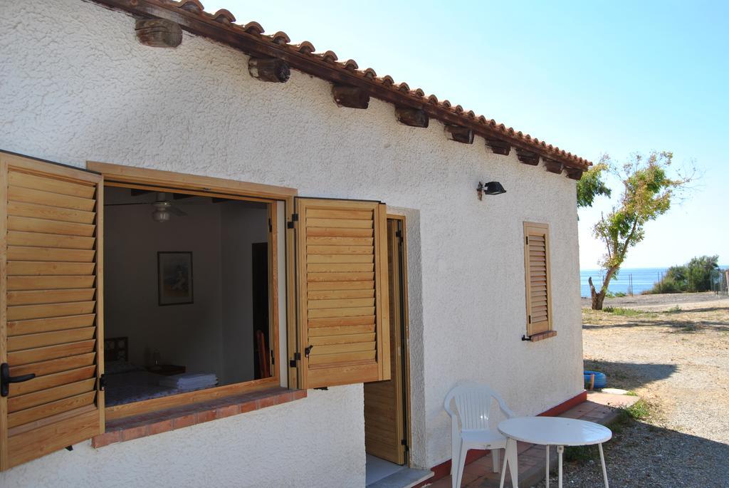 Camping B&B Gioiosa Gioiosa Marea Exterior foto